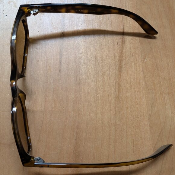 Ray Ban RB2132 New Wayfarer Classic POLARIZED - Picture 2 of 7